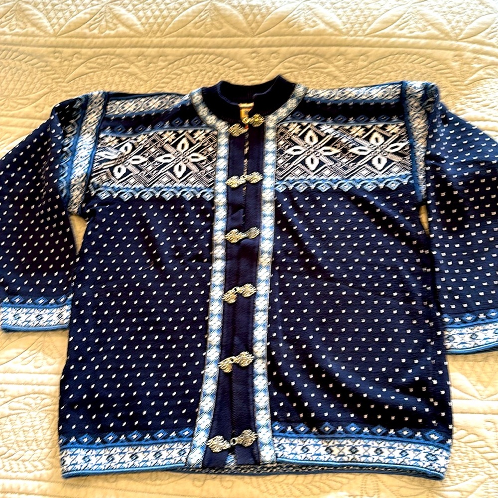 Dale of Norway sweater